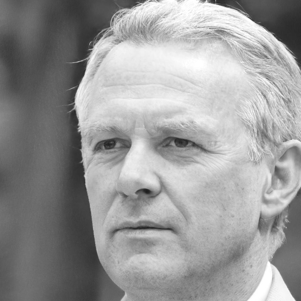 Portrait de Marc Dubois, expert en évaluation financière